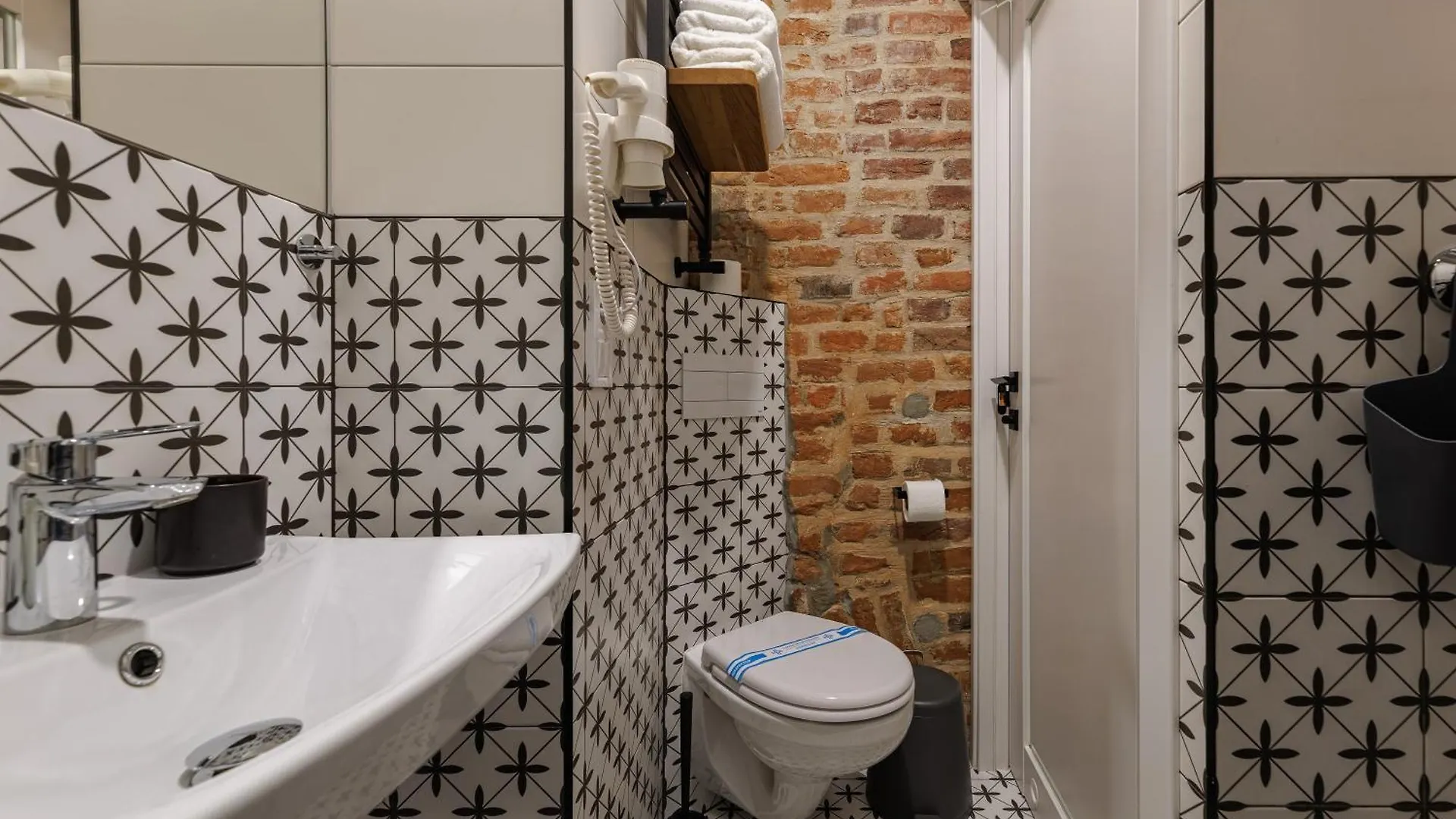 Jam Hotel Staroyevreyska Lviv