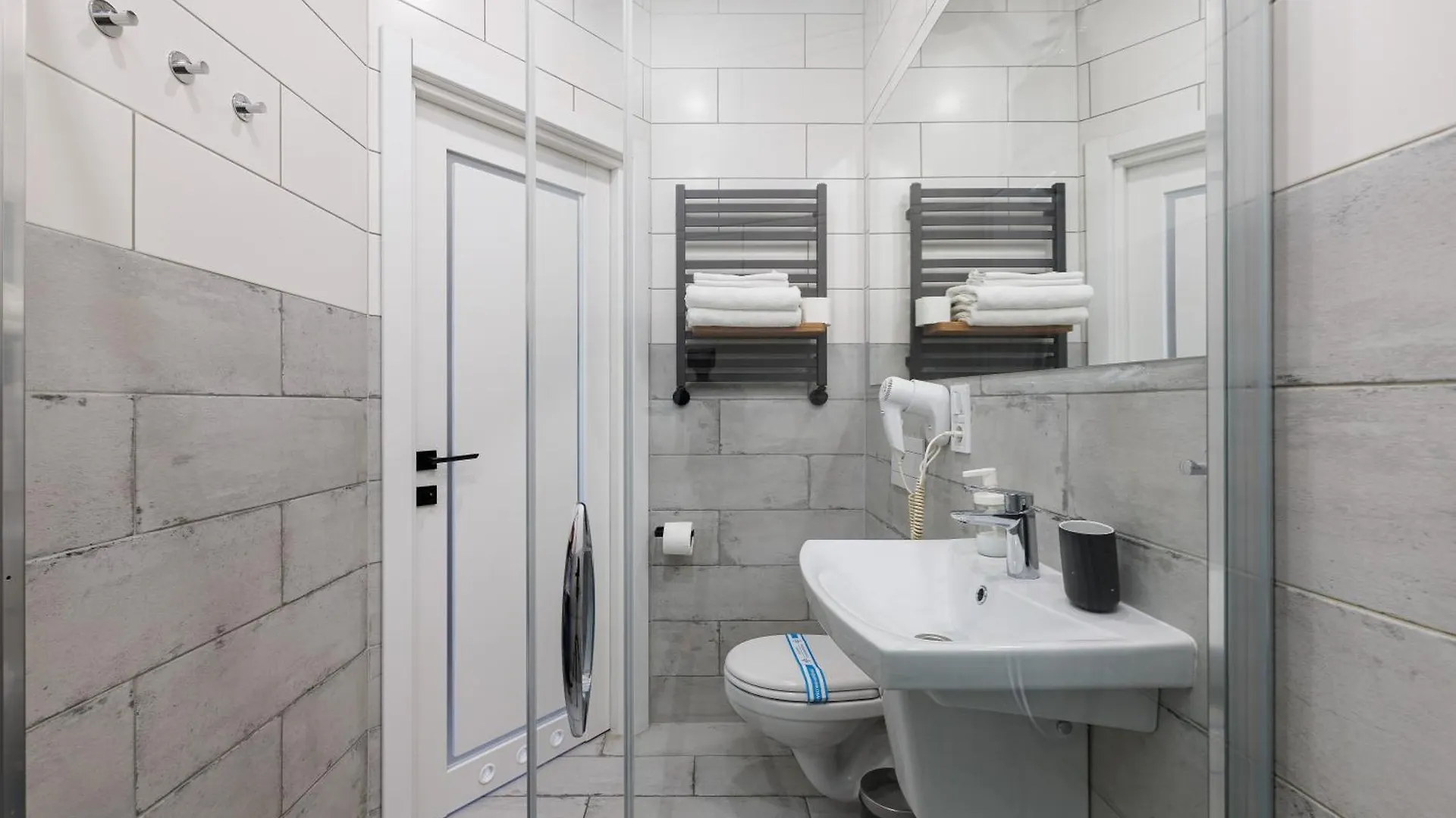 Jam Hotel Staroyevreyska Lviv 0*,